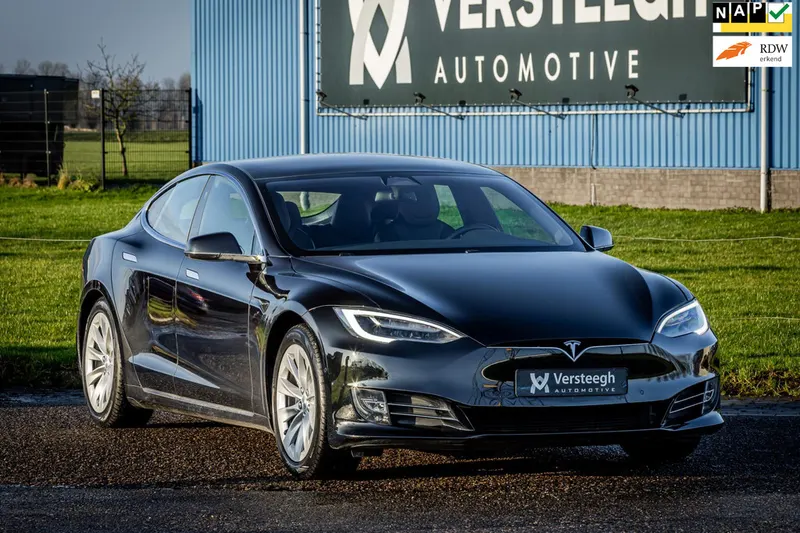 Tesla Model S (2018)