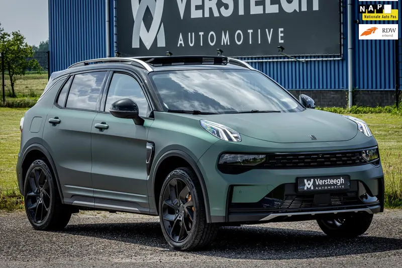 Lynk & Co 01 (2023)