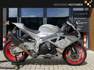 Aprilia RSV4 (2009) — foto 1
