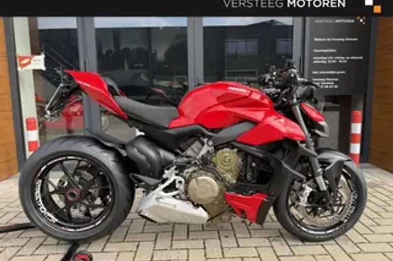 Ducati Streetfighter V4 (2020)