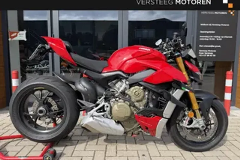 Ducati Streetfighter V4S (2020)