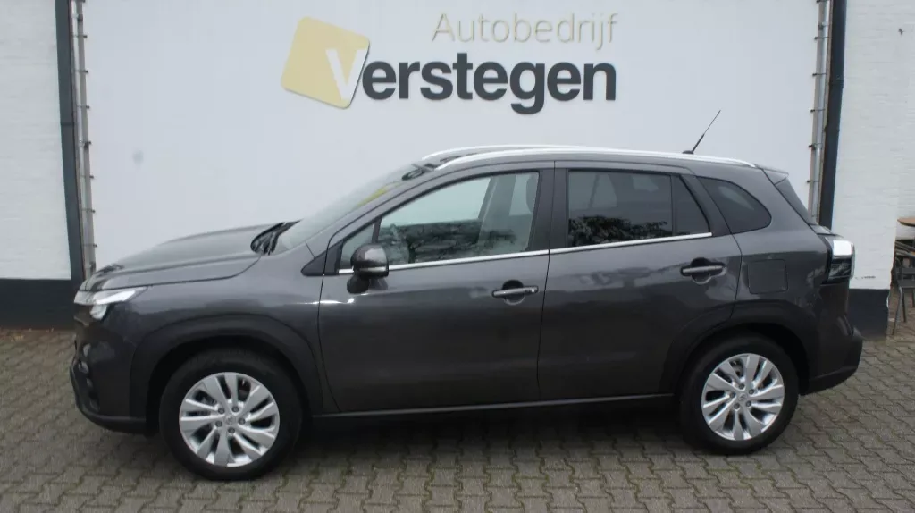 Suzuki S-Cross (2025) — foto 1