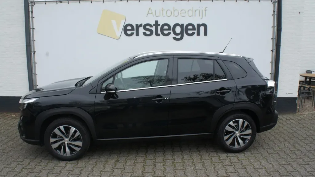 Suzuki S-Cross (2025) — foto 1