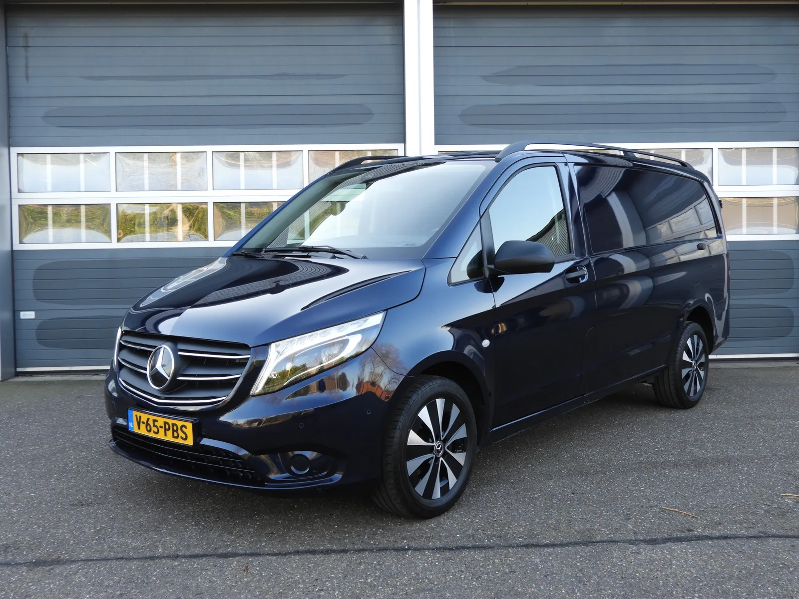 Mercedes-Benz Vito (2022) — foto 1