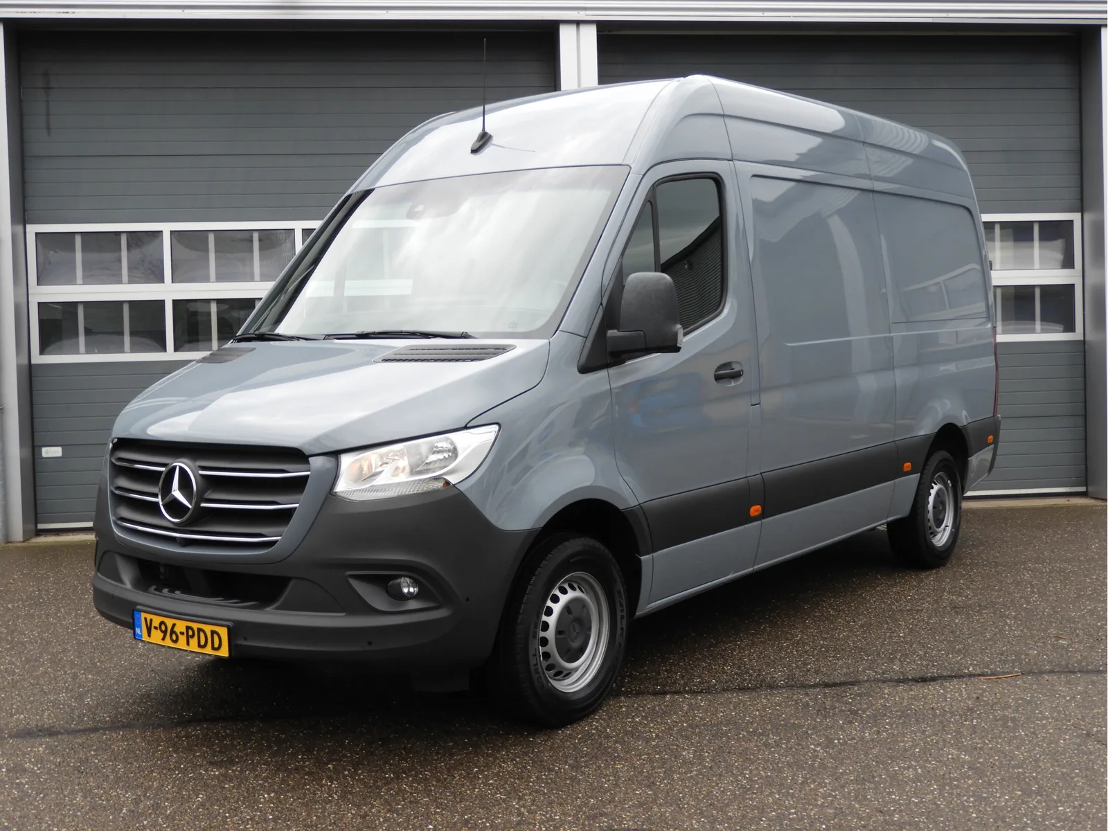 Mercedes-Benz Sprinter (2021) — foto 1