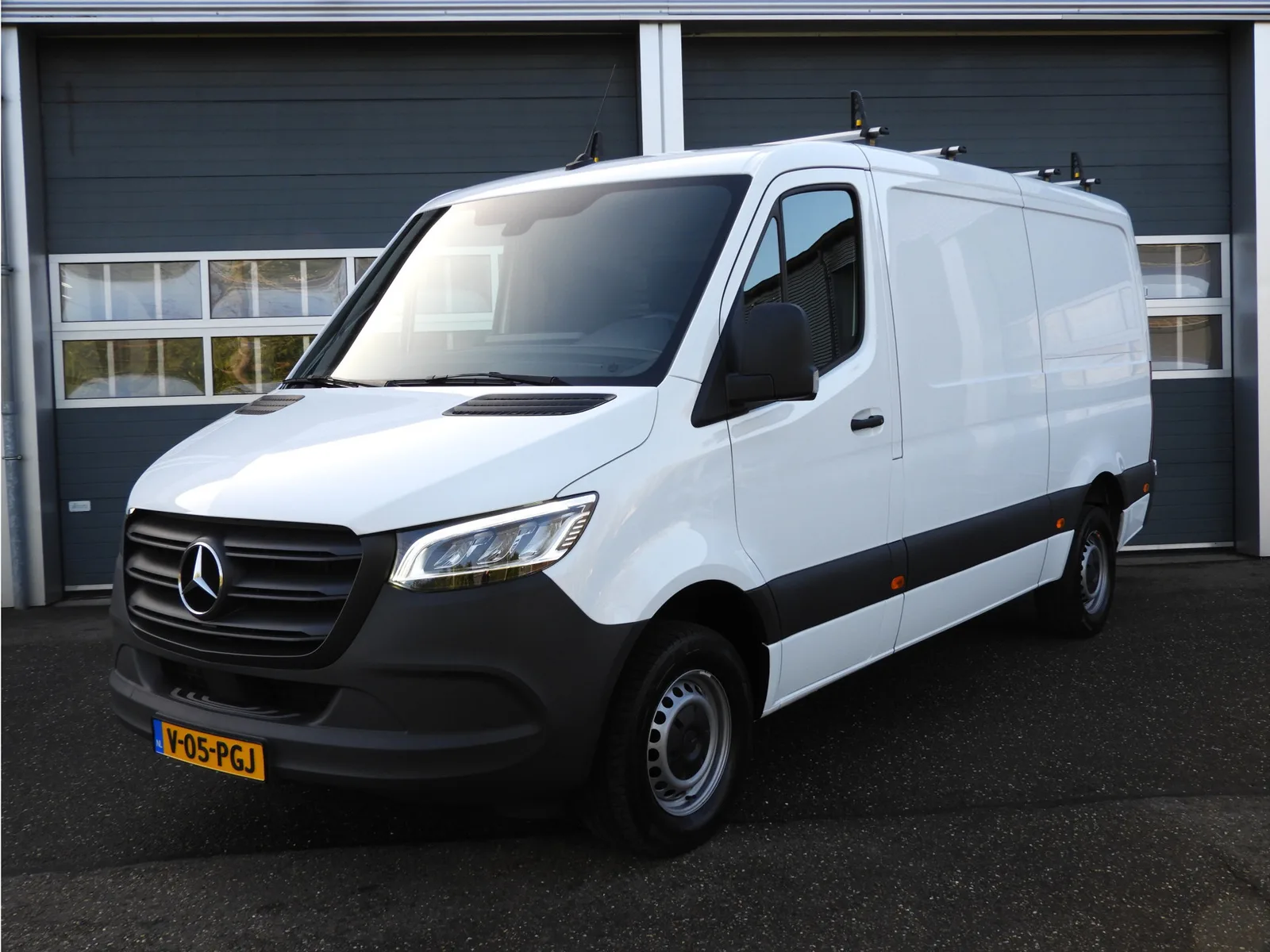 Mercedes-Benz Sprinter (2024) — foto 1