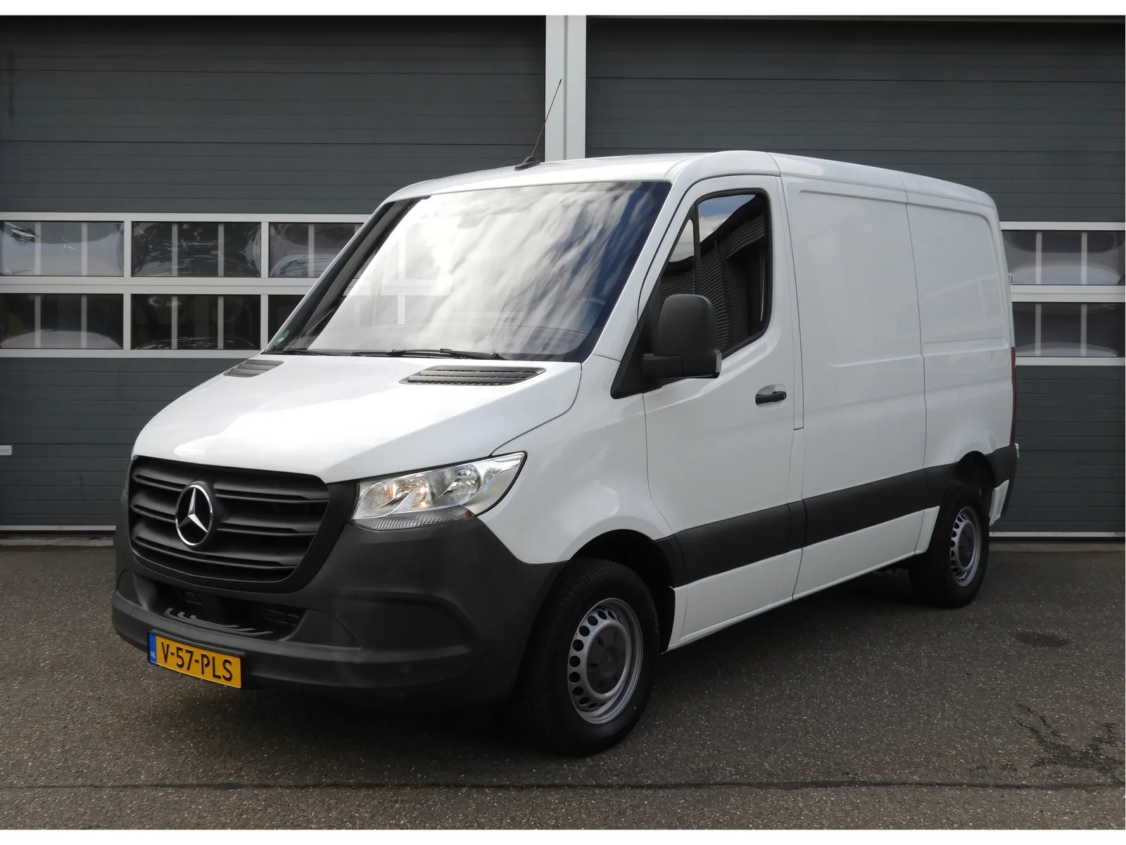 Mercedes-Benz Sprinter (2021) — foto 1