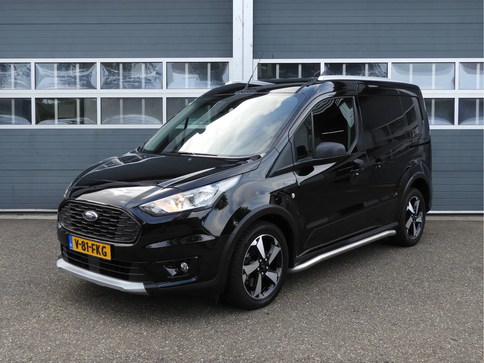 Ford Transit Connect (2024) — foto 1