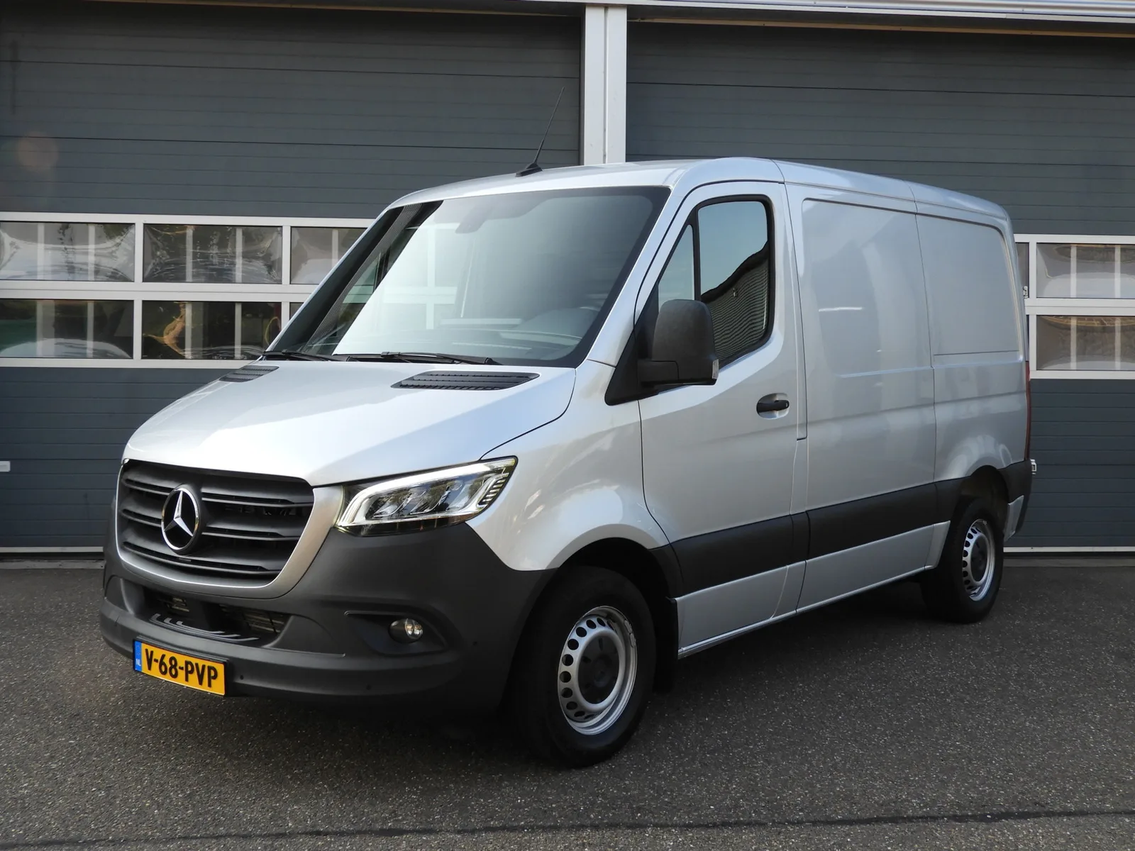 Mercedes-Benz Sprinter (2021) — foto 1