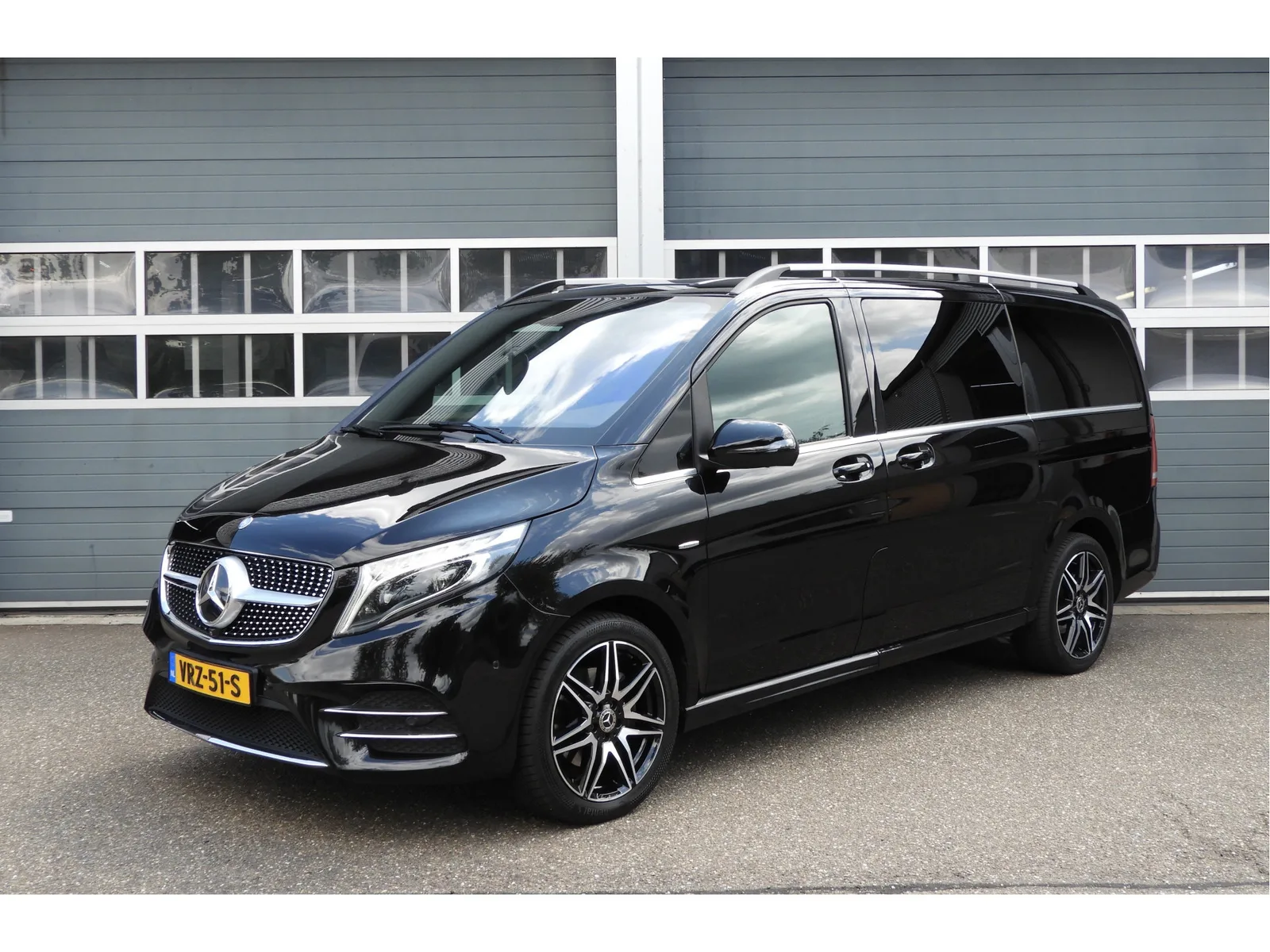 Mercedes-Benz V-Klasse (2017) — foto 1