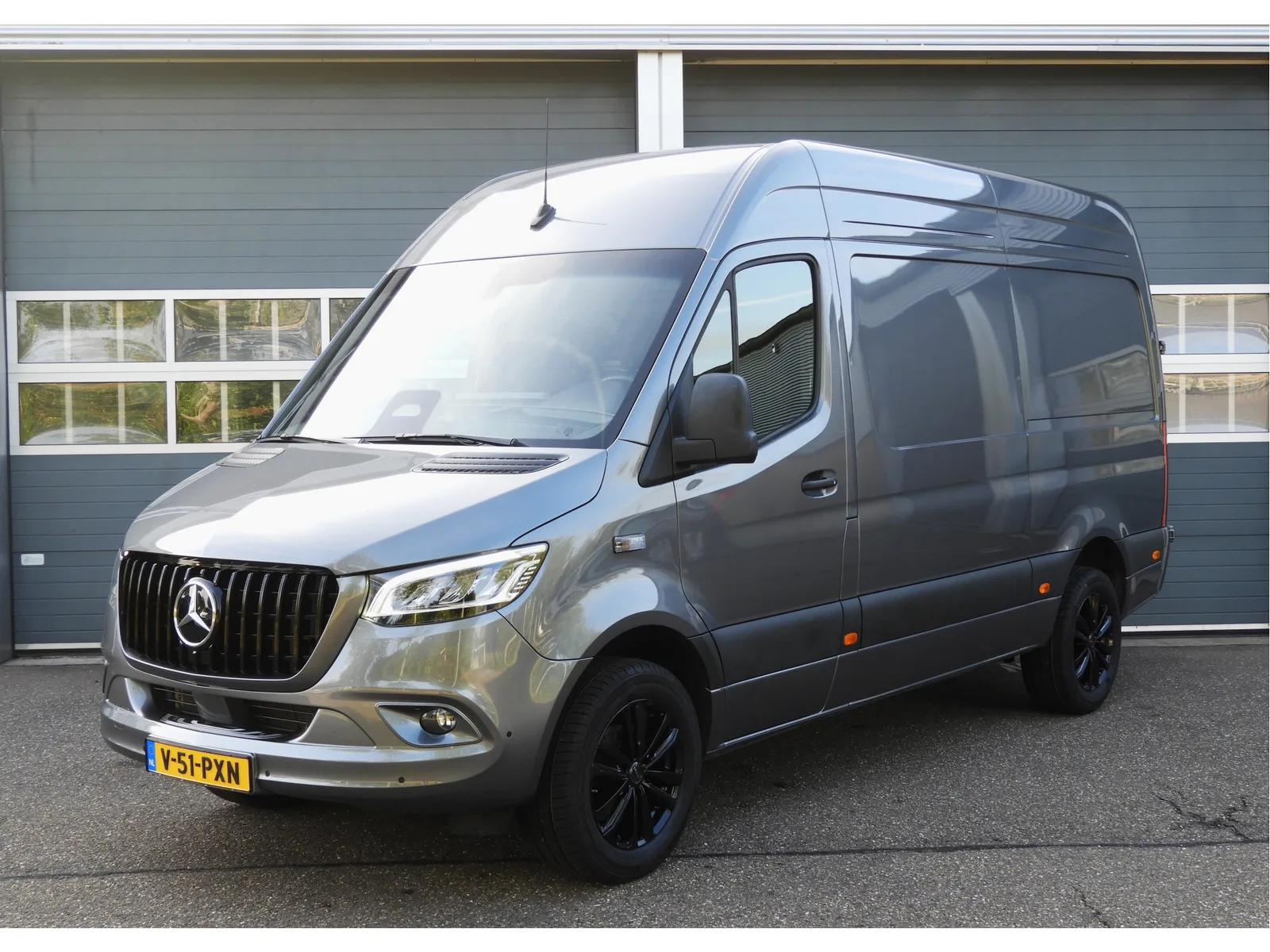 Mercedes-Benz Sprinter (2024) — foto 1