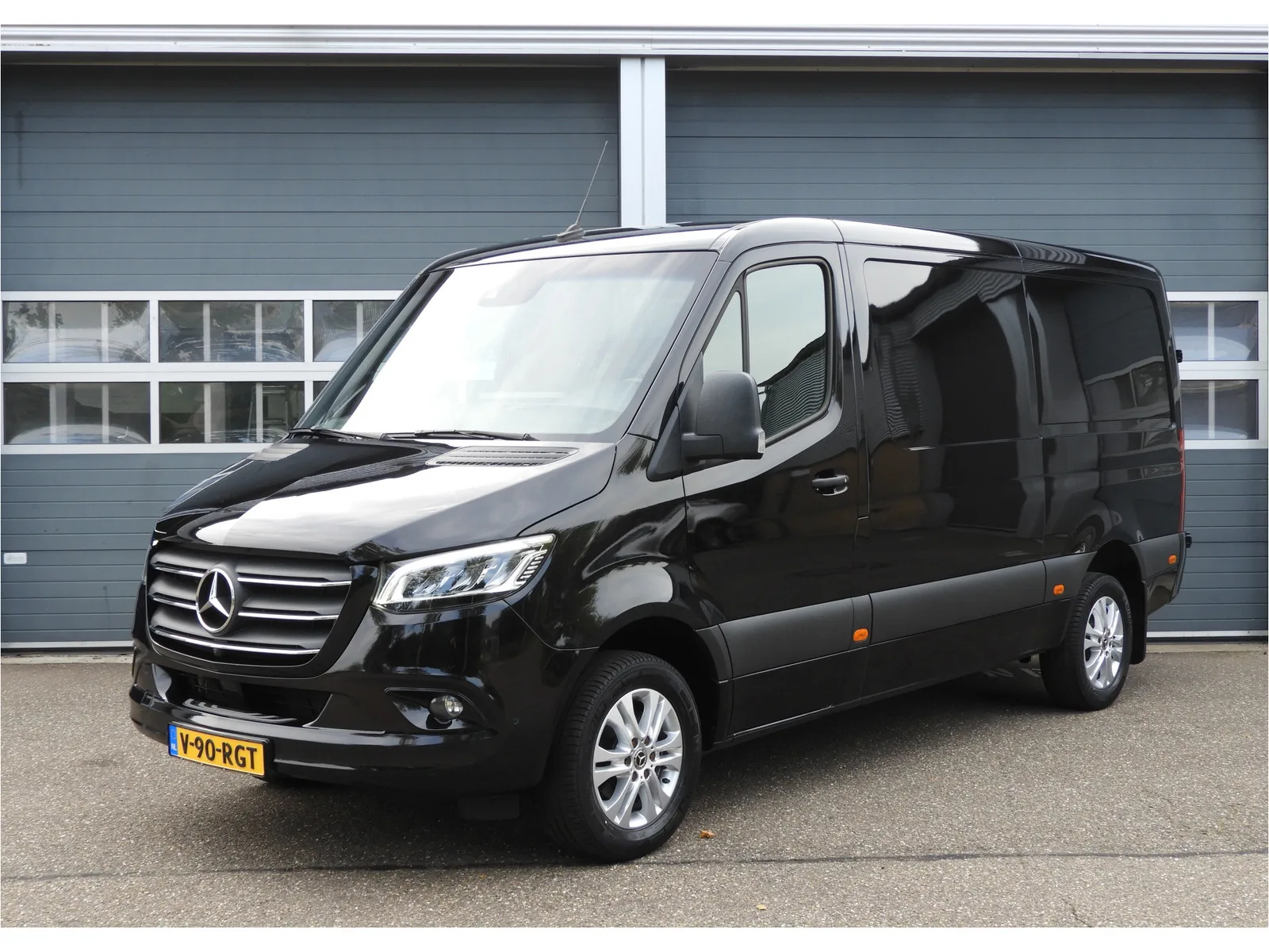 Mercedes-Benz Sprinter (2022) — foto 1