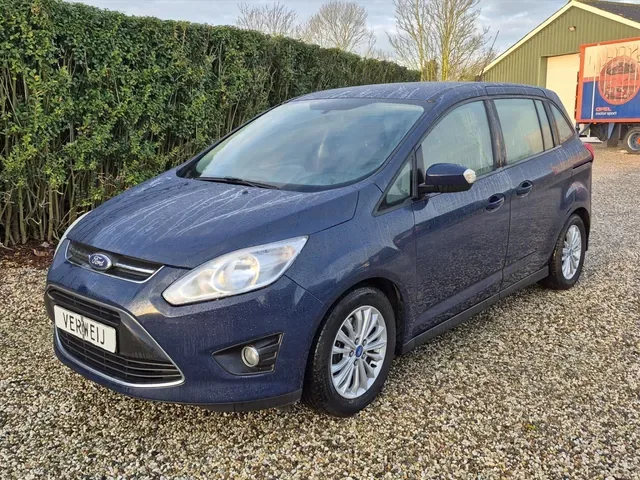 Ford Grand C-Max (2013) — foto 1