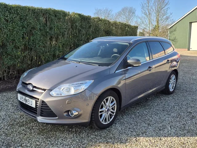 Ford Focus (2014) — foto 1