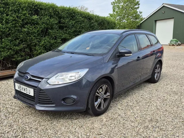 Ford Focus (2013) — foto 1