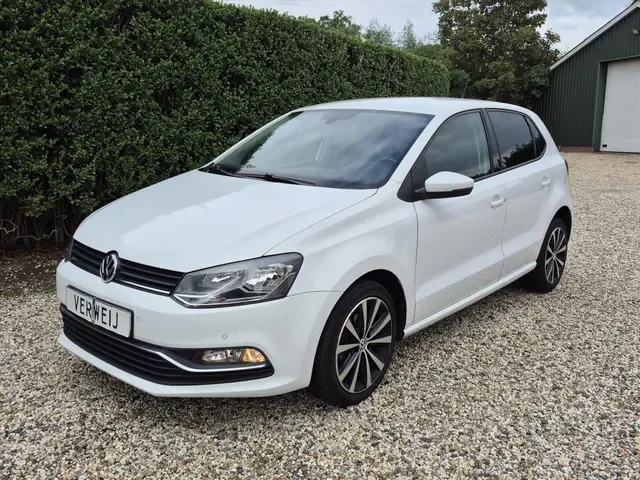 Volkswagen Polo (2016) — foto 1