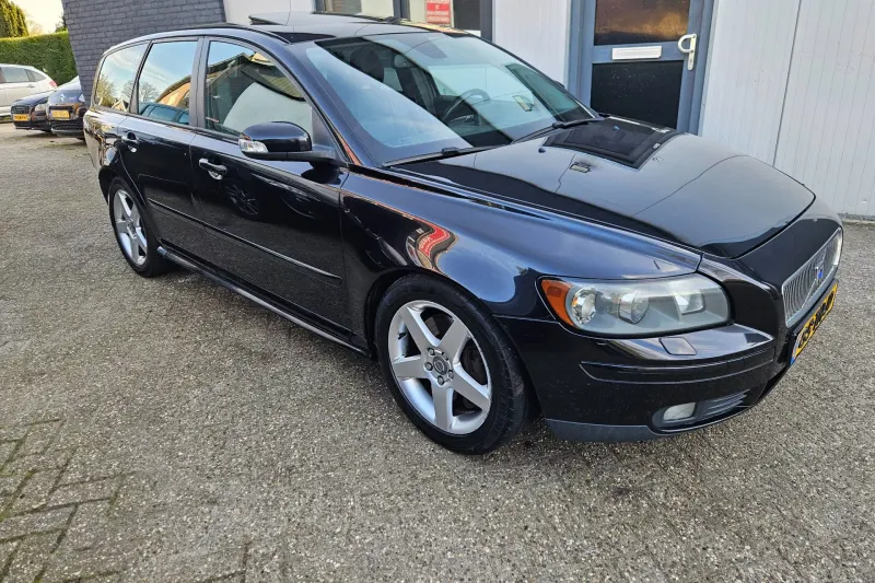 Volvo V50 (2006)