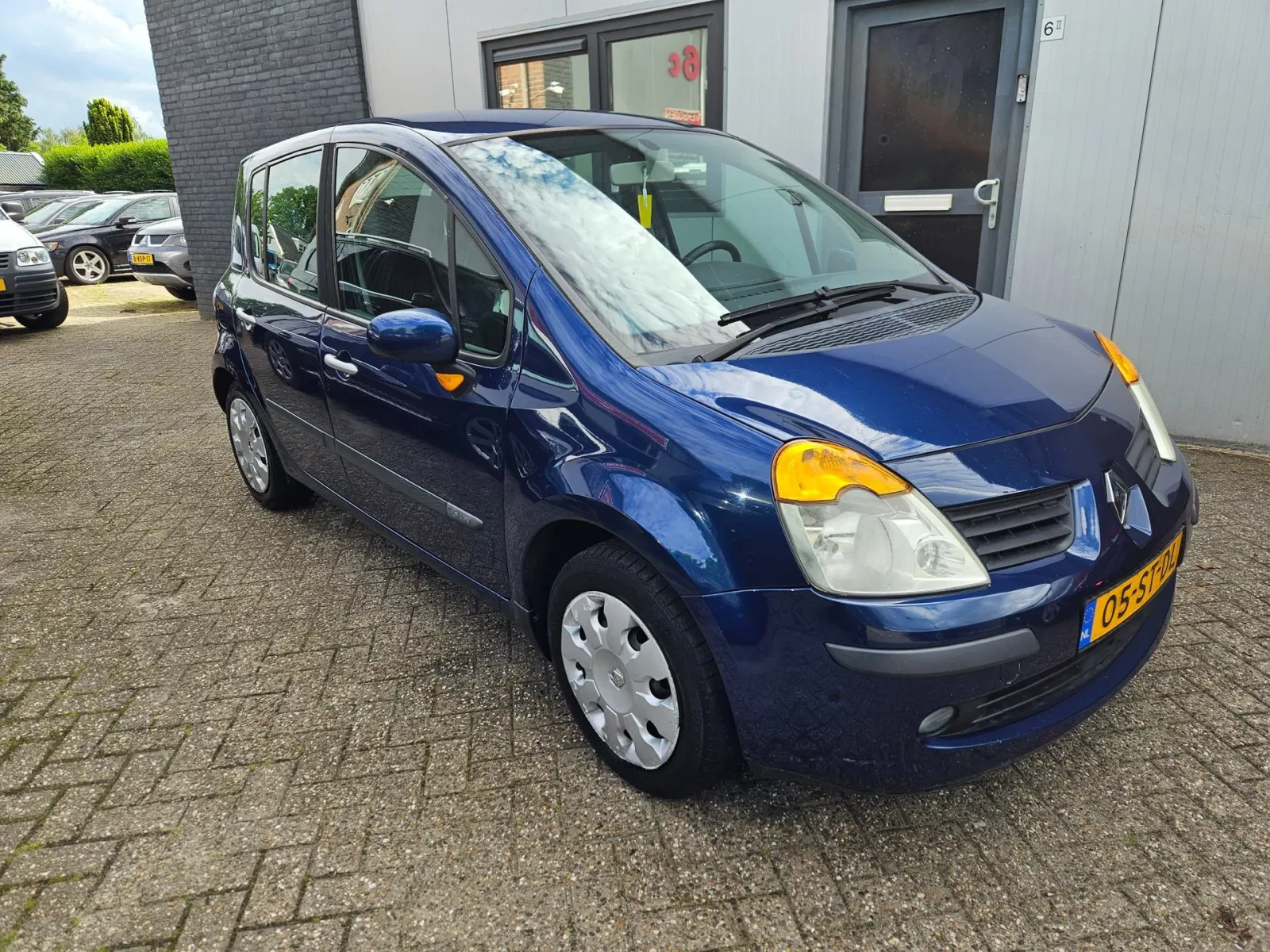 Renault Modus (2005) — foto 1