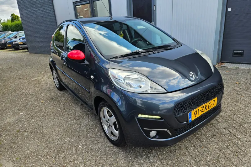 Peugeot 107 (2012)