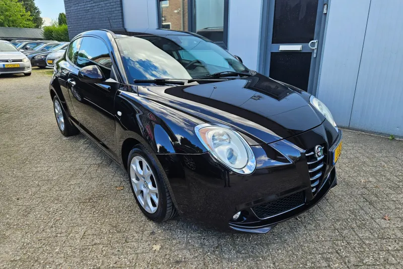 Alfa Romeo MiTo (2010)