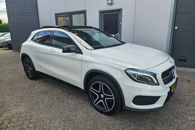 Mercedes-Benz GLA-Klasse (2015)