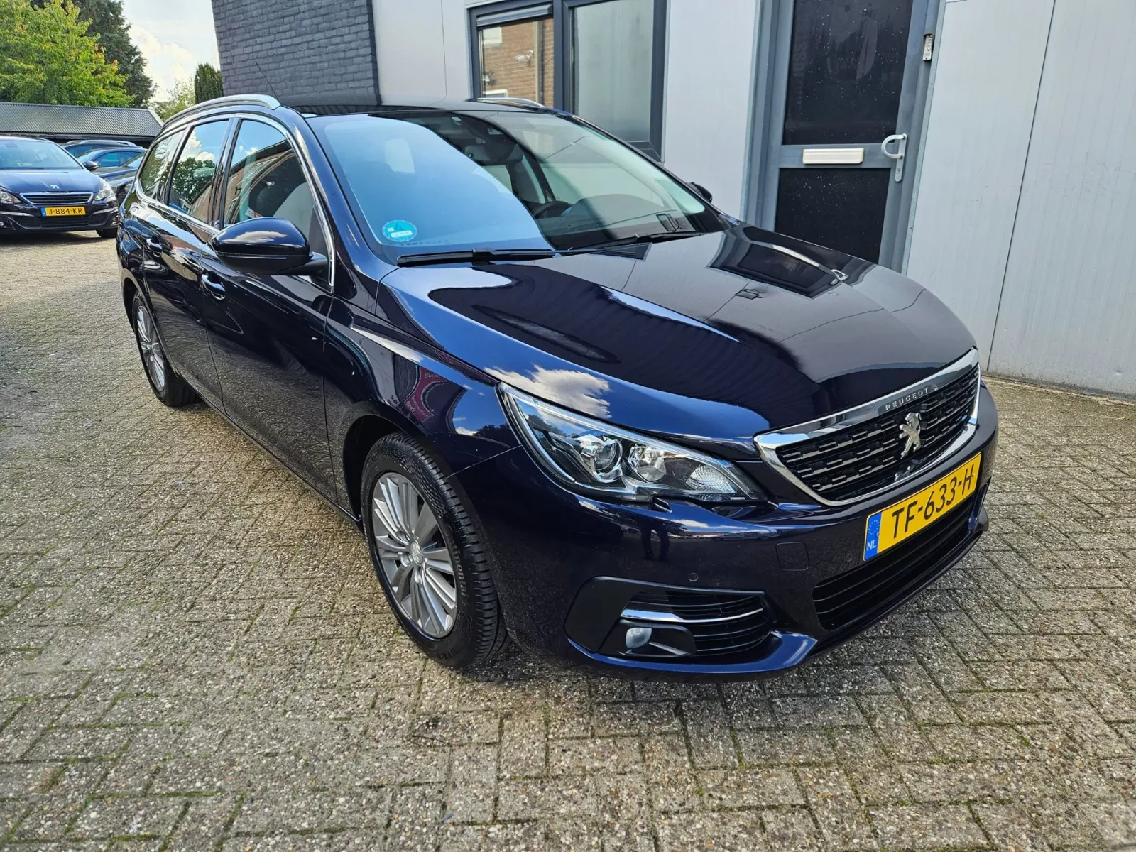 Peugeot 308 (2018) — foto 1