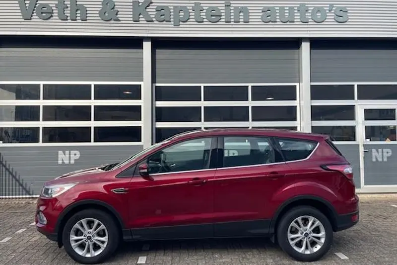Ford Kuga (2017)