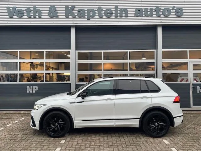 Volkswagen Tiguan (2024) — foto 1