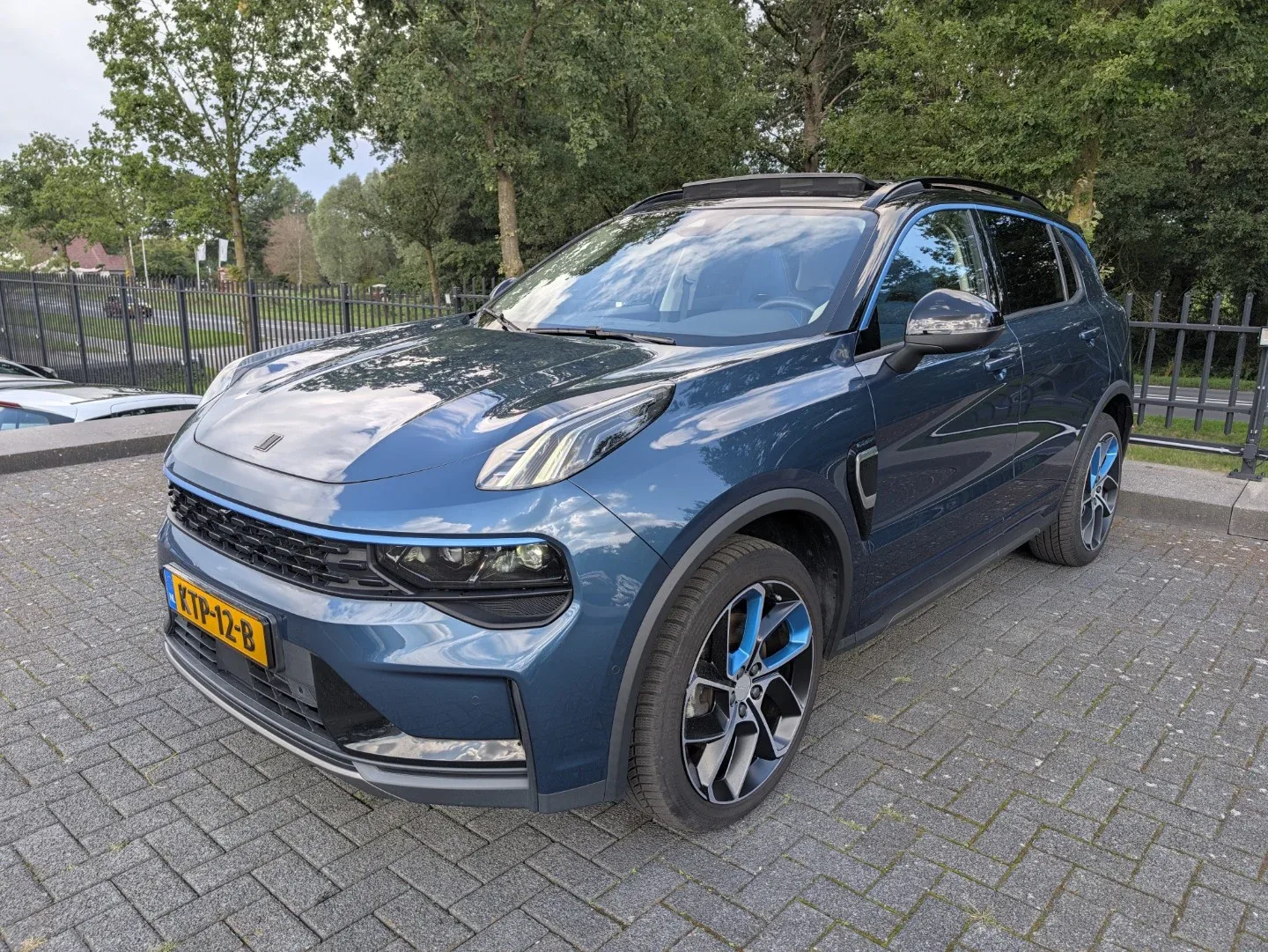 Lynk & Co 01 (2022) — foto 1