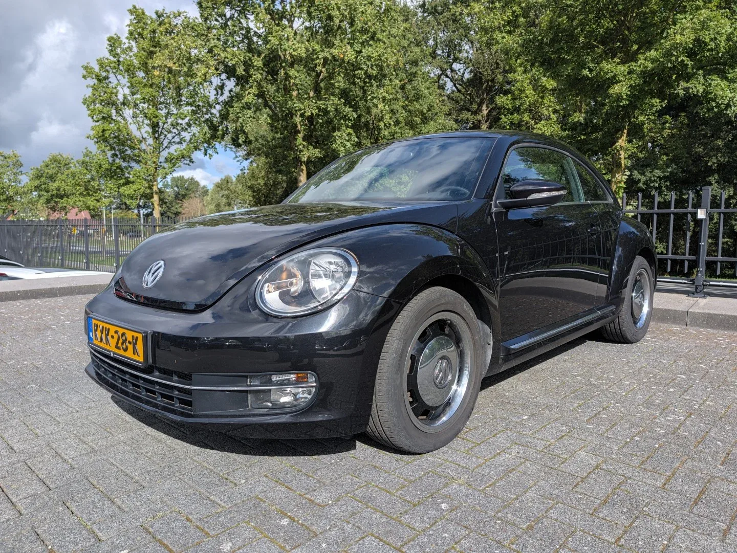 Volkswagen Beetle (2014) — foto 1