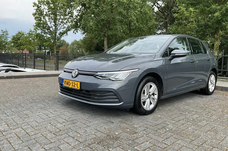 Volkswagen Golf (2022)