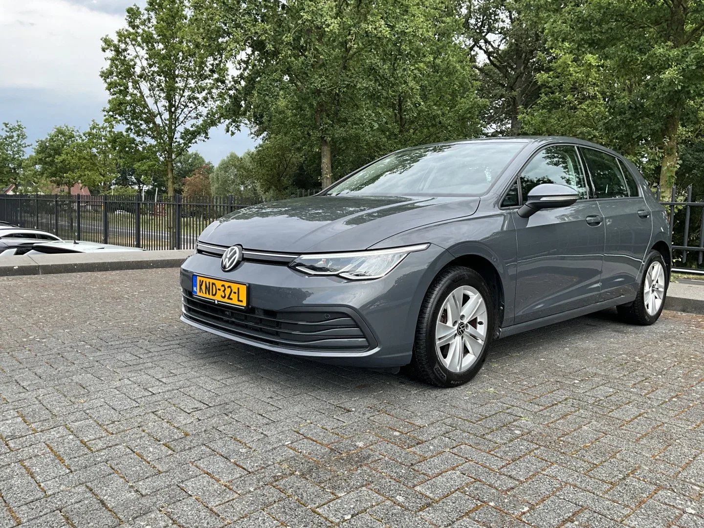 Volkswagen Golf (2022) — foto 1