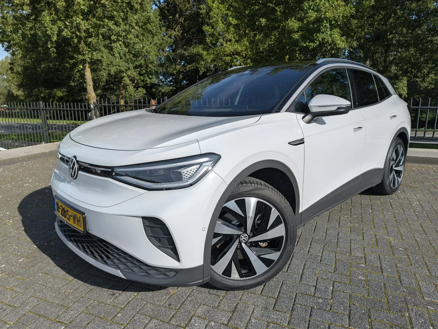 Volkswagen ID.4 (2022) — foto 1