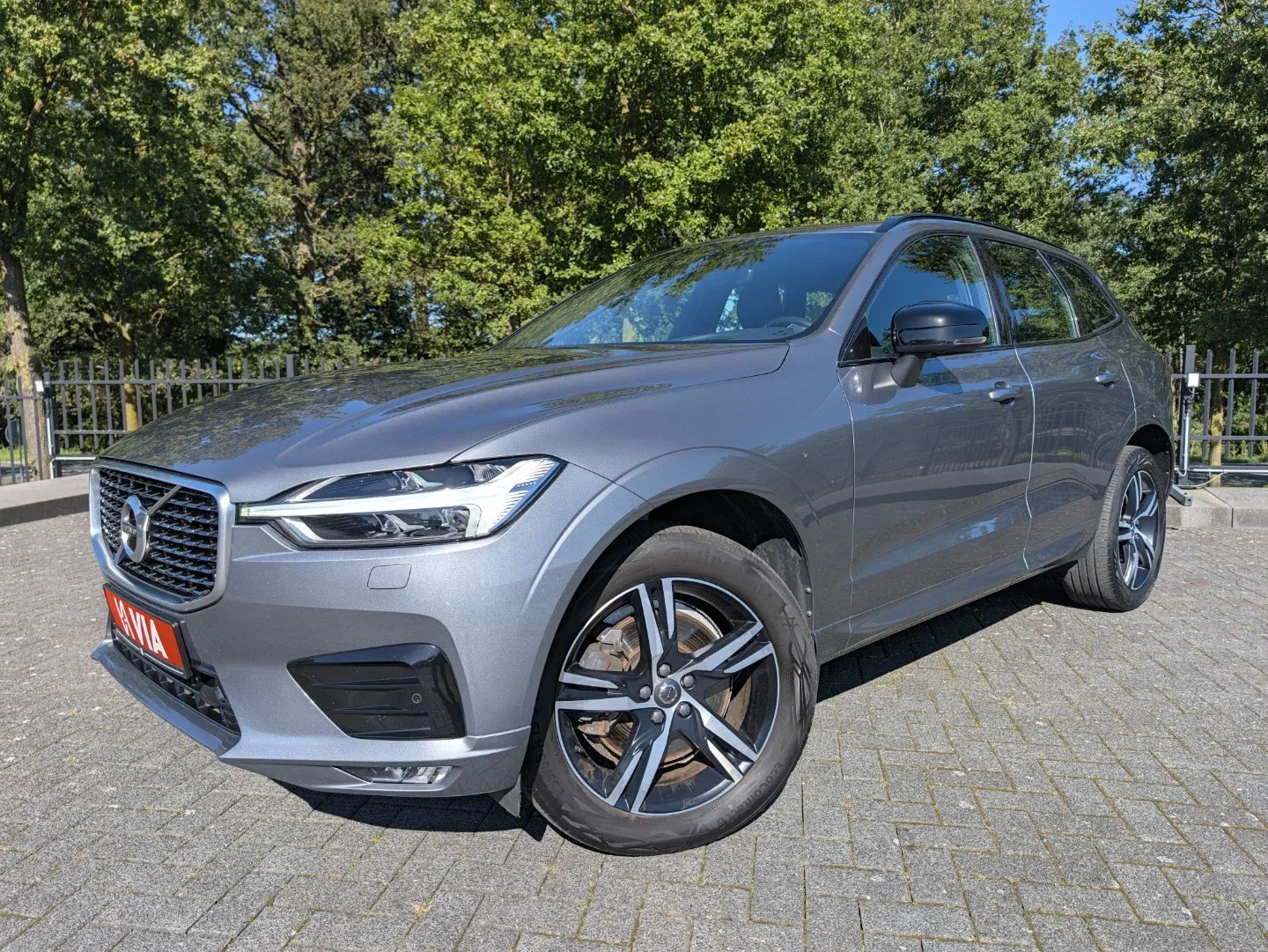 Volvo XC60 (2020) — foto 1