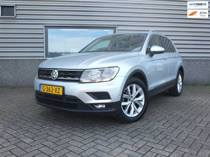 Volkswagen Tiguan (2020) — foto 1
