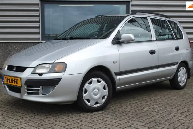 Mitsubishi Space Star (2003)