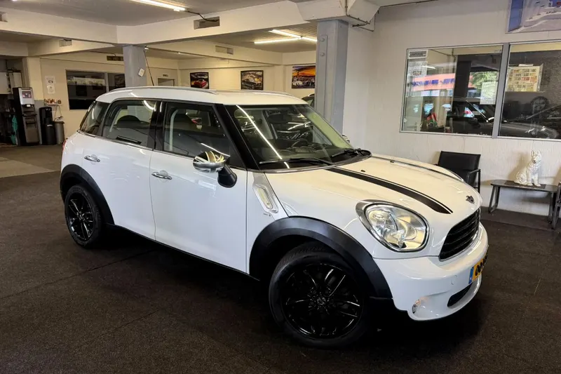 MINI Countryman (2012)