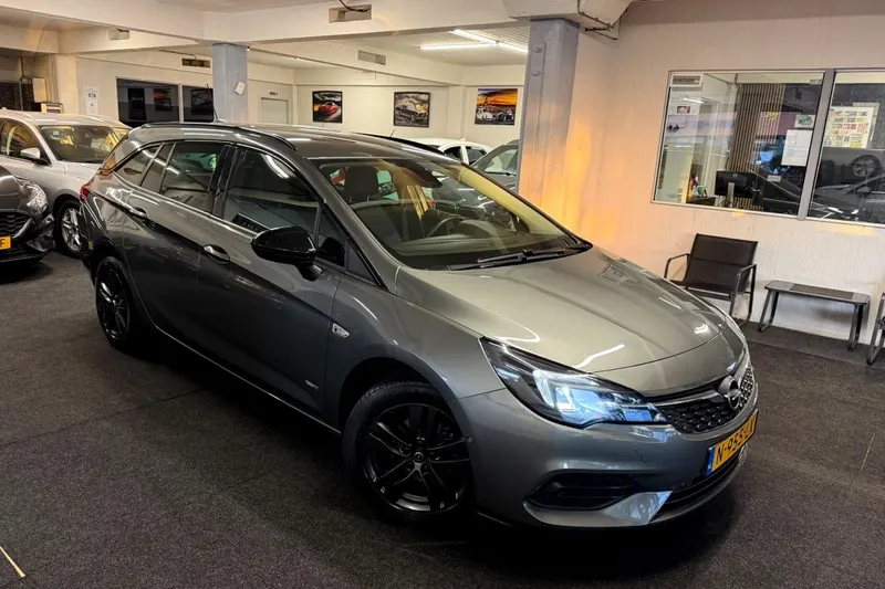 Opel Astra (2021)