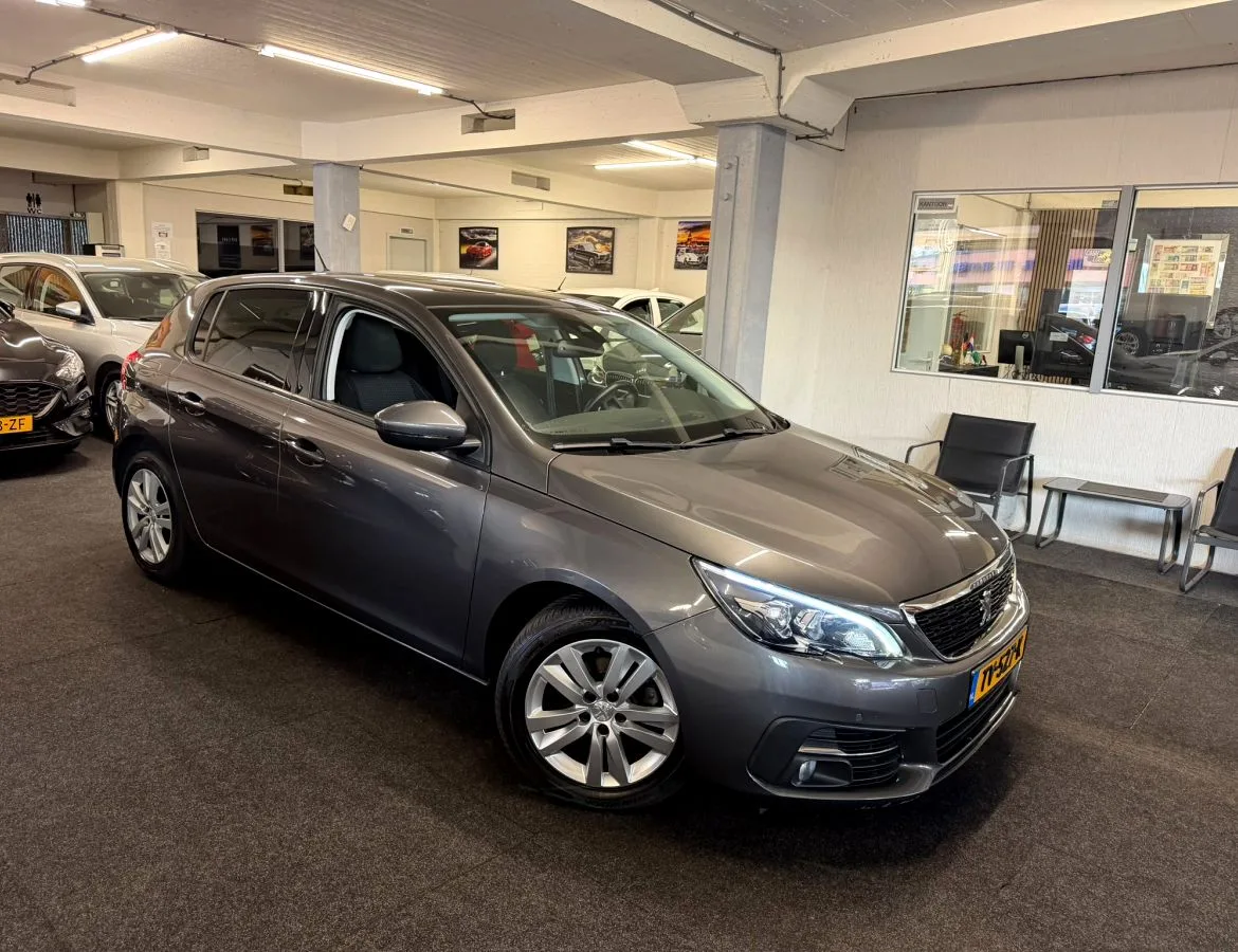 Peugeot 308 (2018) — foto 1