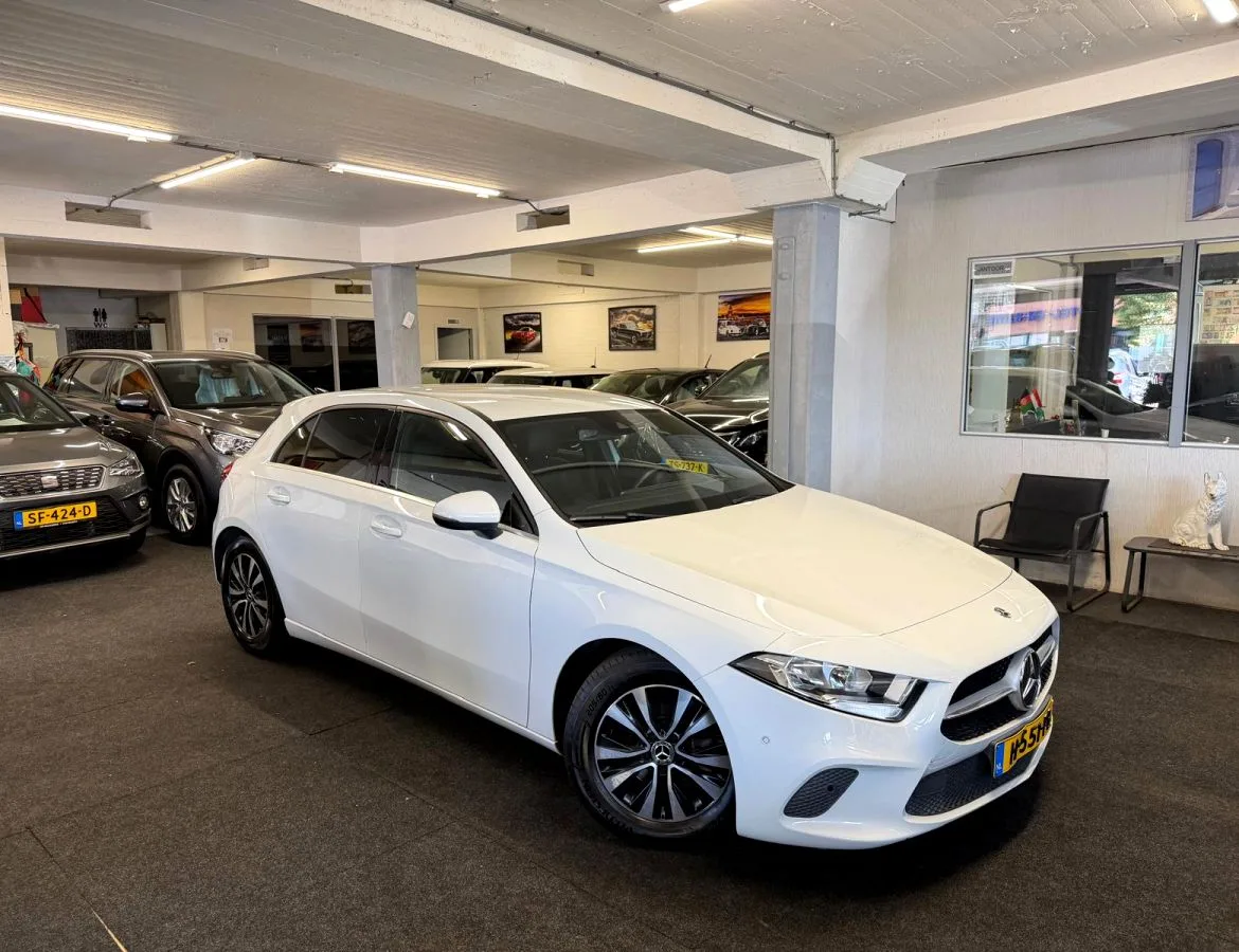 Mercedes-Benz A-Klasse (2020) — foto 1