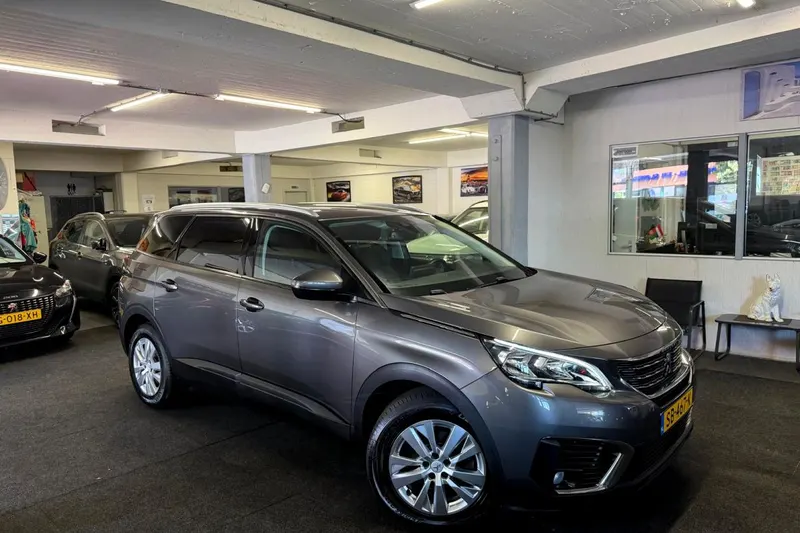 Peugeot 5008 (2018)