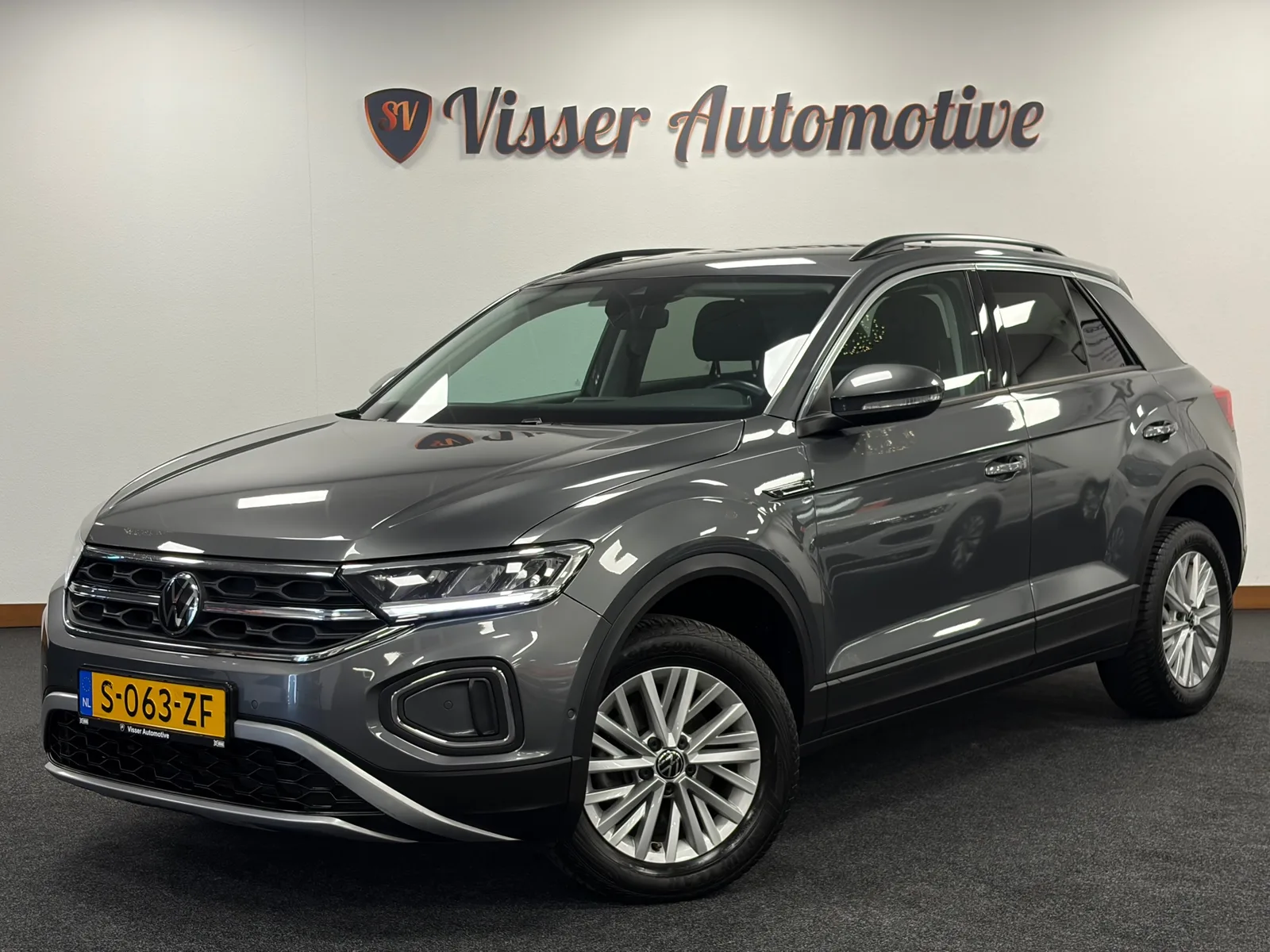 Volkswagen T-Roc (2022) — foto 1