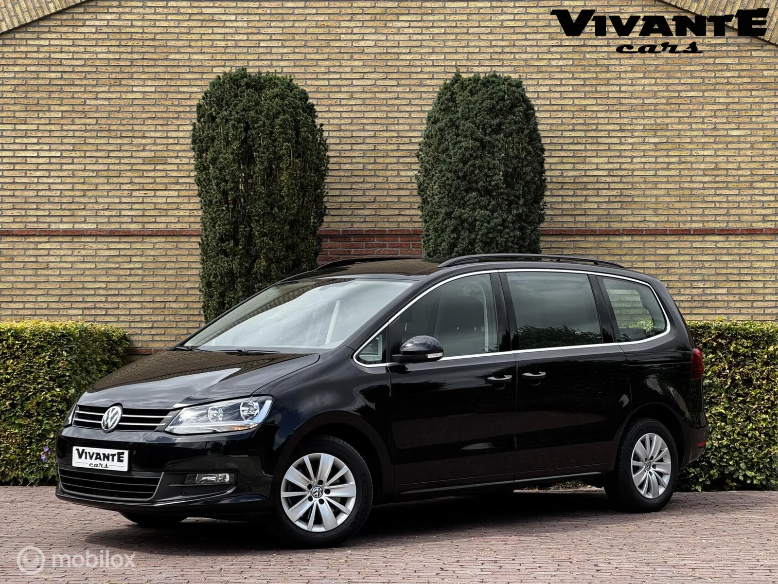 Volkswagen Sharan (2018) — foto 1