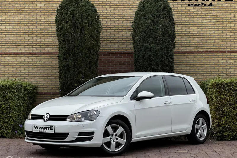 Volkswagen Golf (2016)