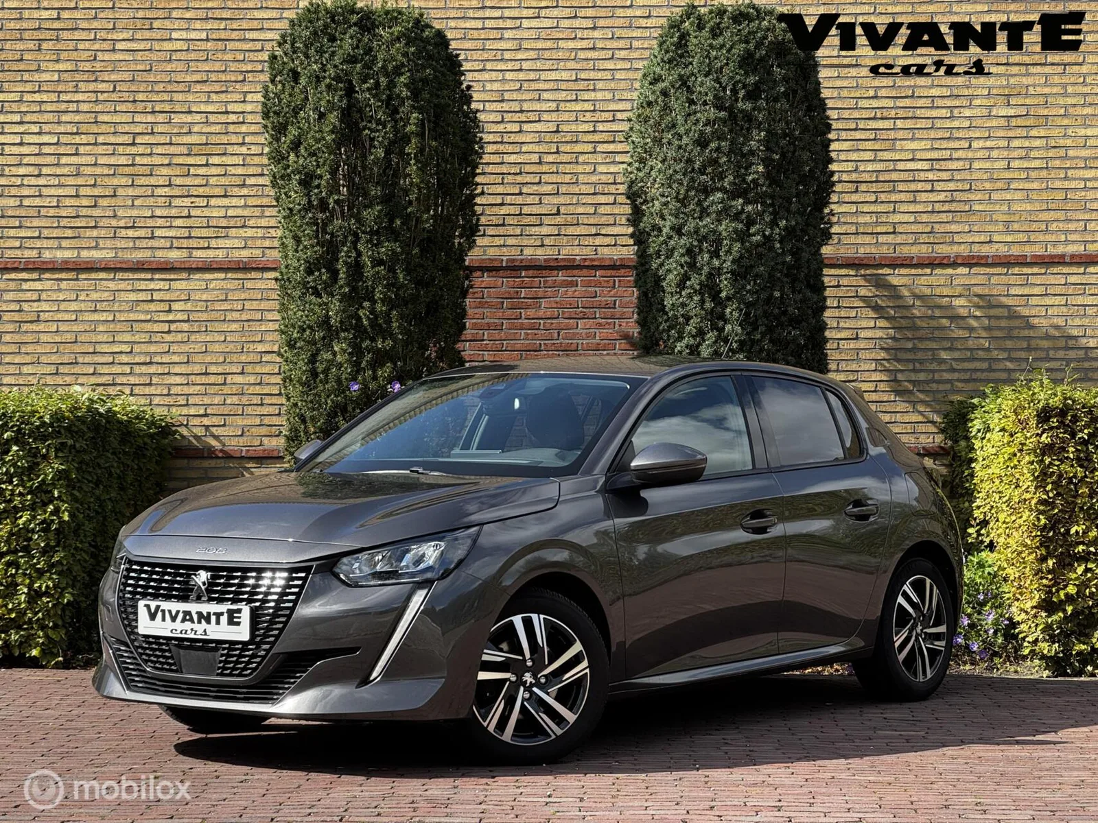 Peugeot 208 (2021) — foto 1