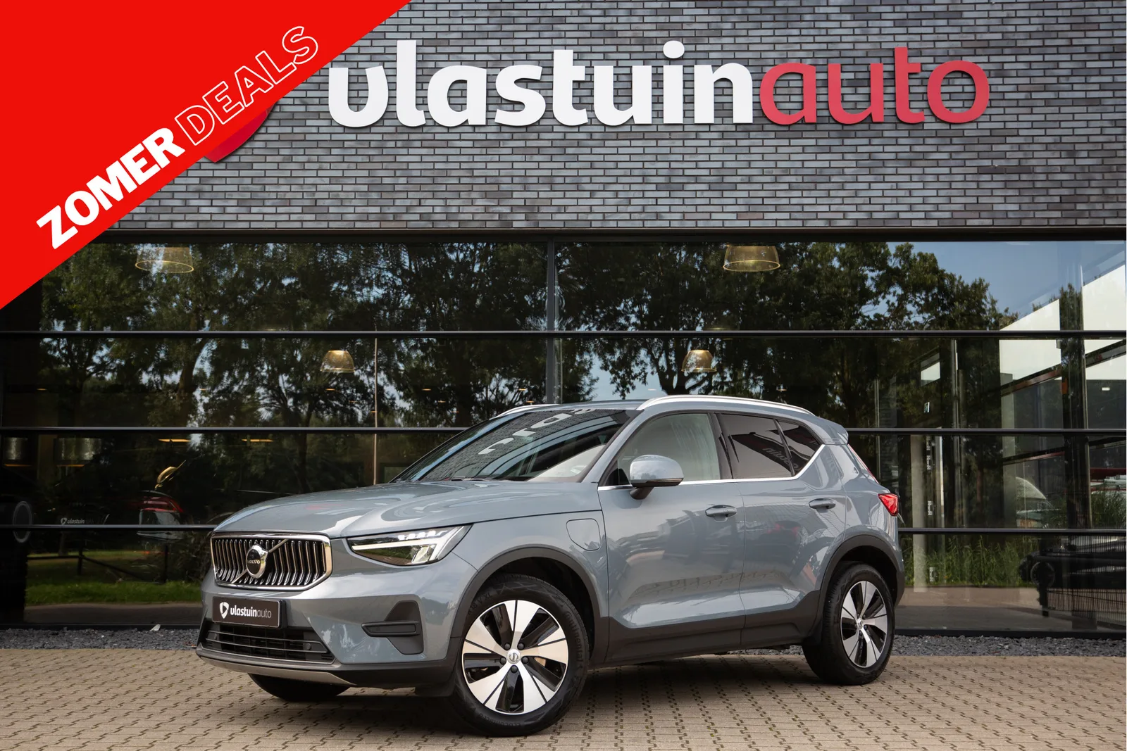 Volvo XC40 (2022) — foto 1