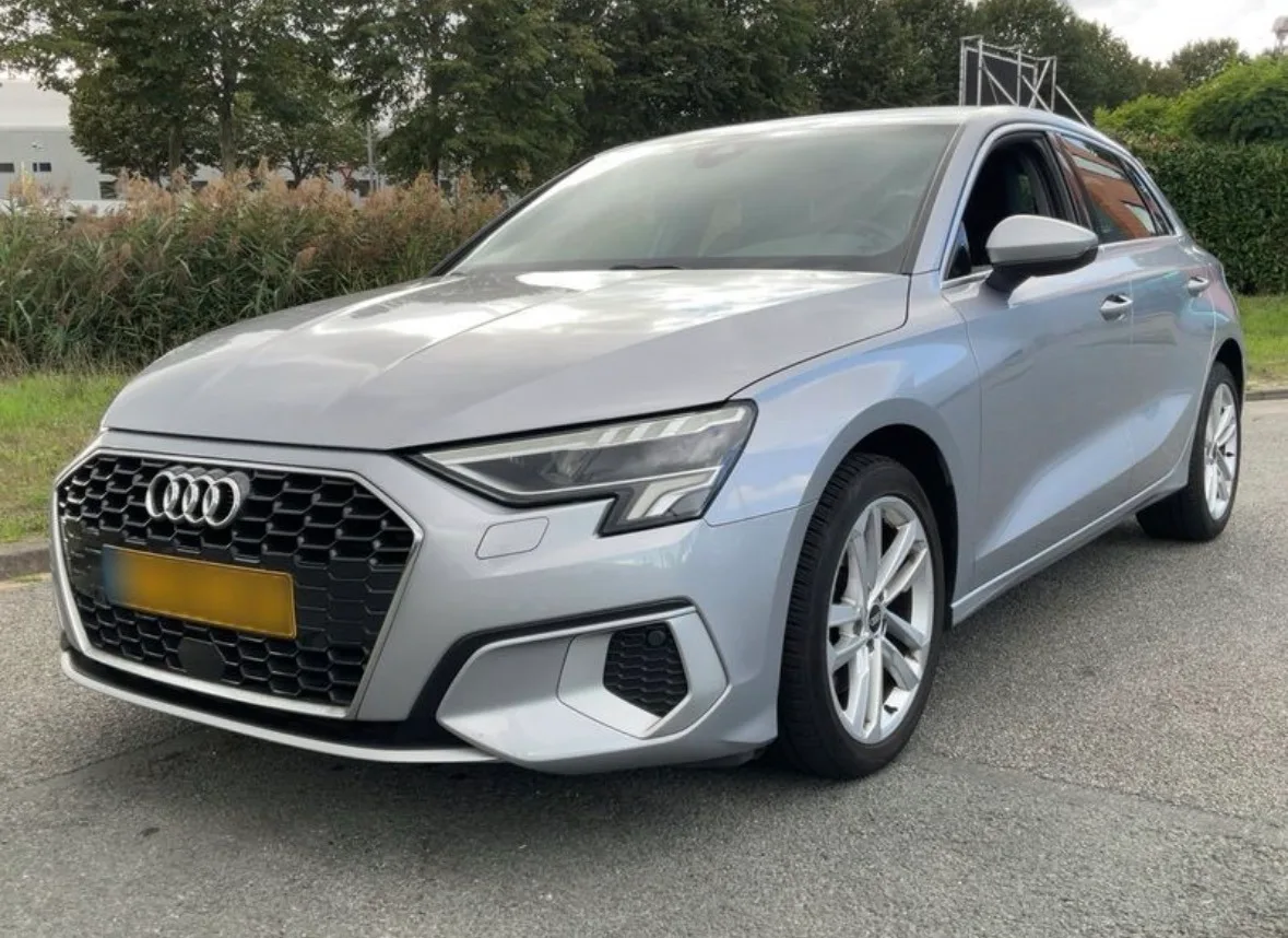 Audi A3 (2021) — foto 1