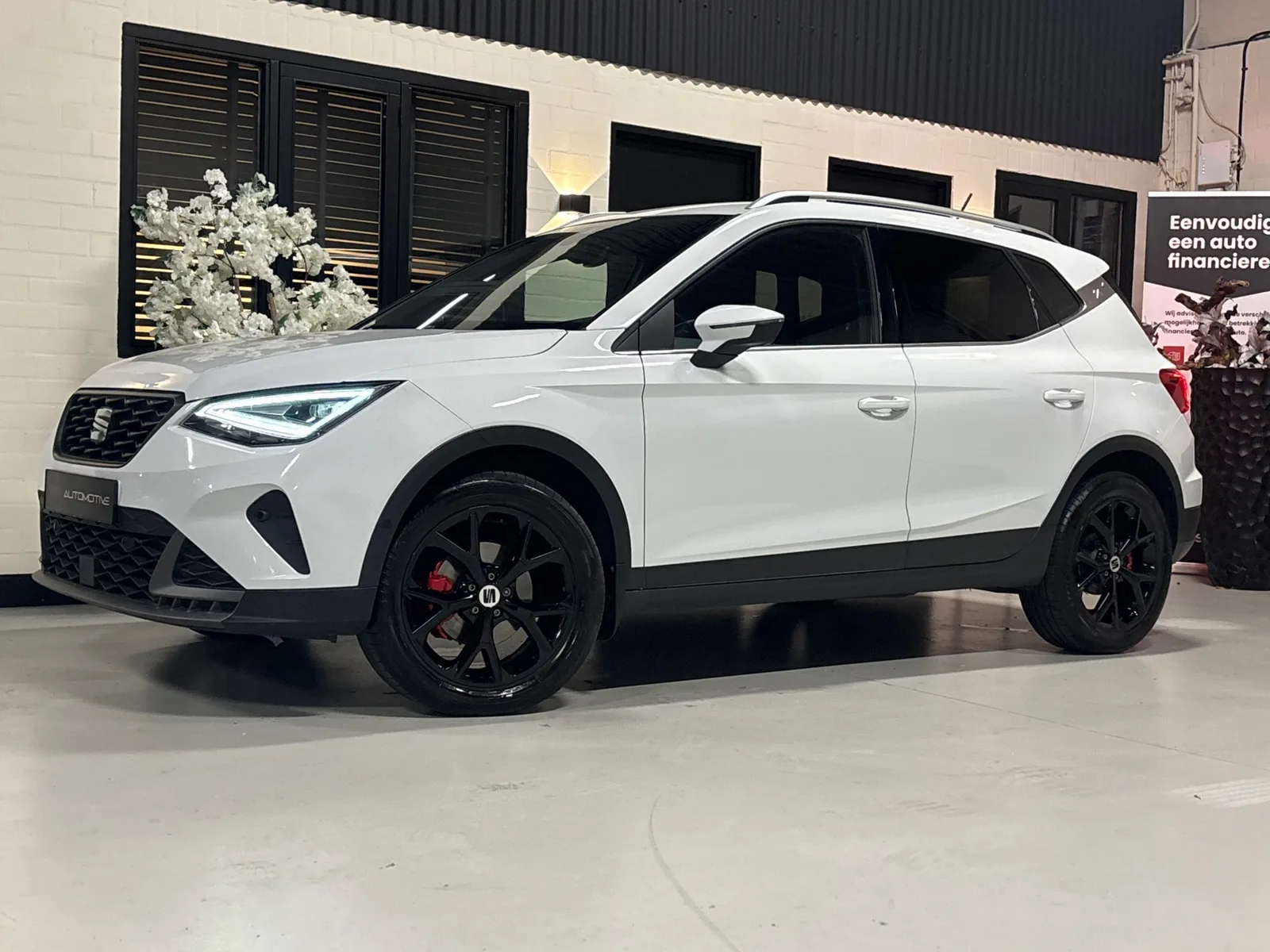 SEAT Arona (2024) — foto 1