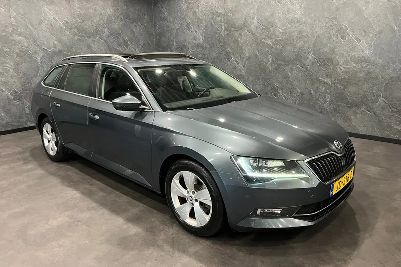 Škoda Superb (2016)