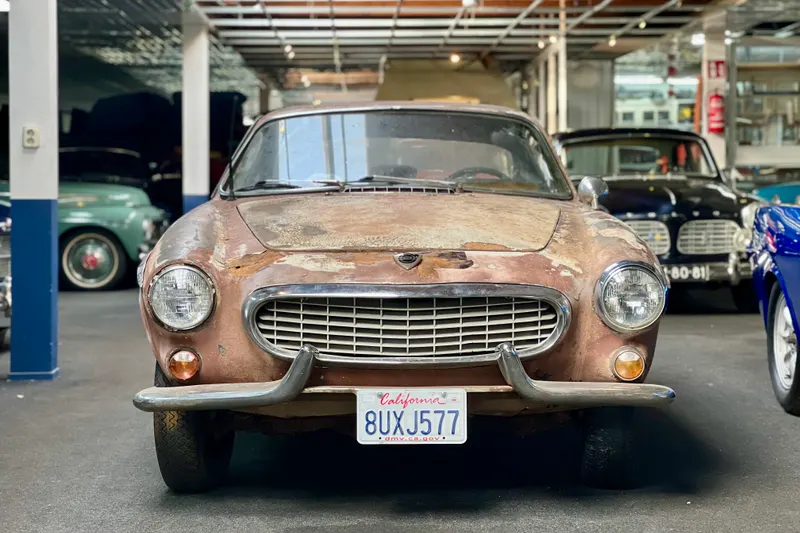 Volvo P1800 (1963)